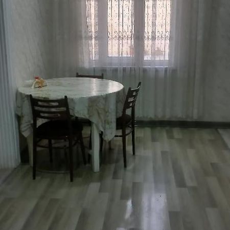 Apartment At Narimanov 151 Гянджа Екстер'єр фото