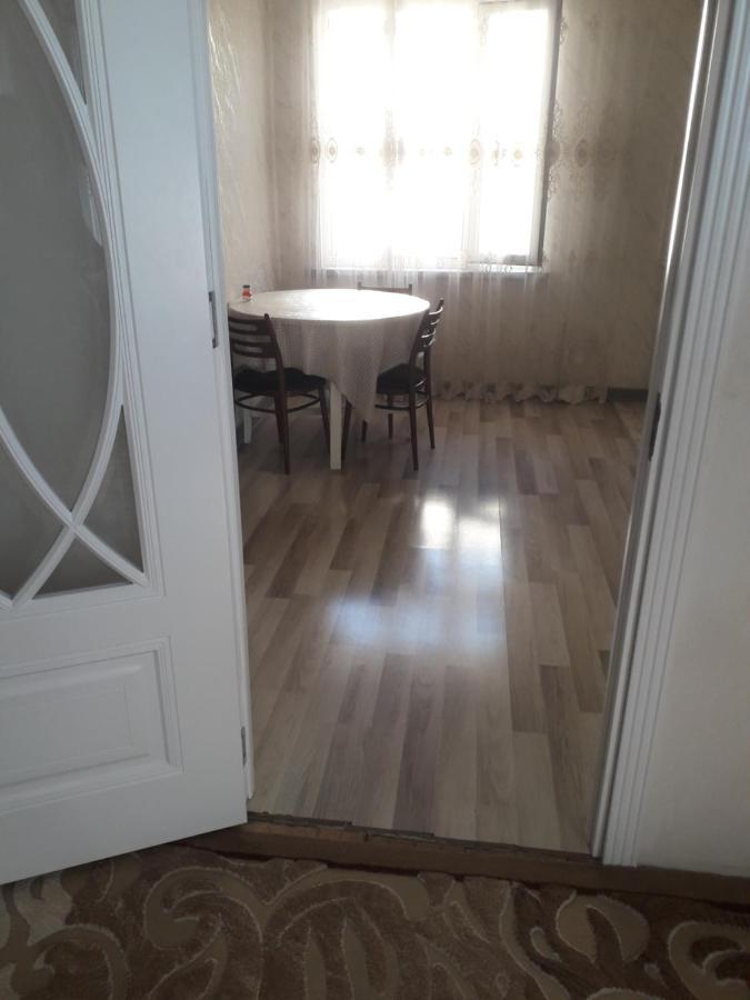 Apartment At Narimanov 151 Гянджа Екстер'єр фото